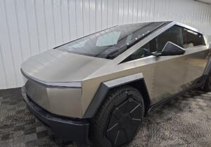 2024 Tesla Cybertruck Base